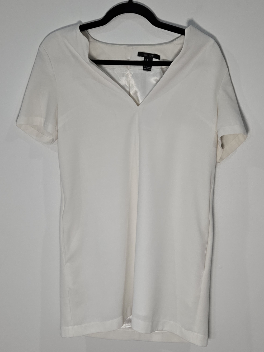 Forever 21 Sz Small White Satin-Trim Dress With Pockets